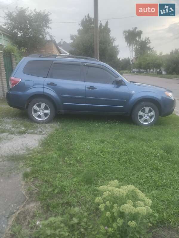 Внедорожник / Кроссовер Subaru Forester 2011 в Прилуках