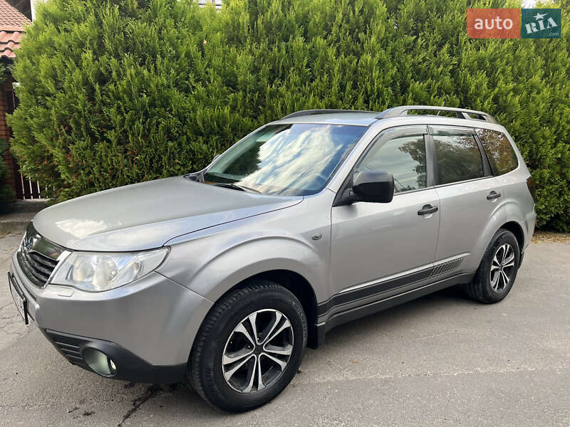 Позашляховик / Кросовер Subaru Forester 2008 в Києві