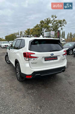 Внедорожник / Кроссовер Subaru Forester 2022 в 
