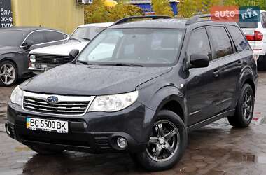 Внедорожник / Кроссовер Subaru Forester 2008 в 