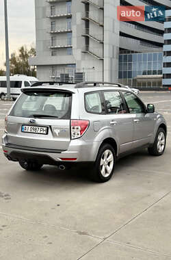 Внедорожник / Кроссовер Subaru Forester 2009 в 