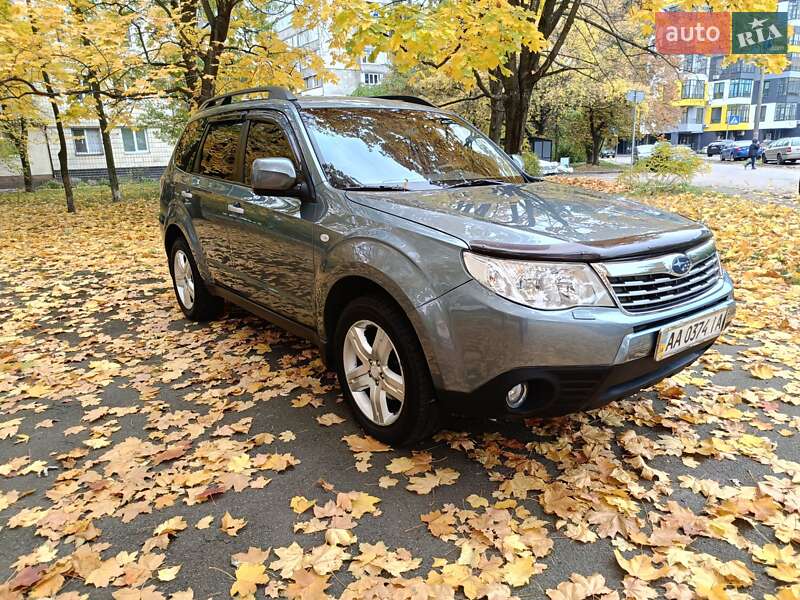 Внедорожник / Кроссовер Subaru Forester 2008 в Киеве