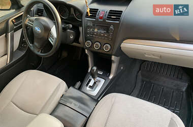 Внедорожник / Кроссовер Subaru Forester 2015 в 