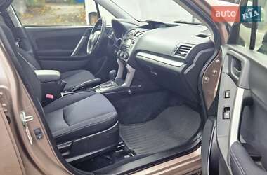 Позашляховик / Кросовер Subaru Forester 2014 в  фото 12 Позашляховик / Кросовер Subaru Forester 2014 в