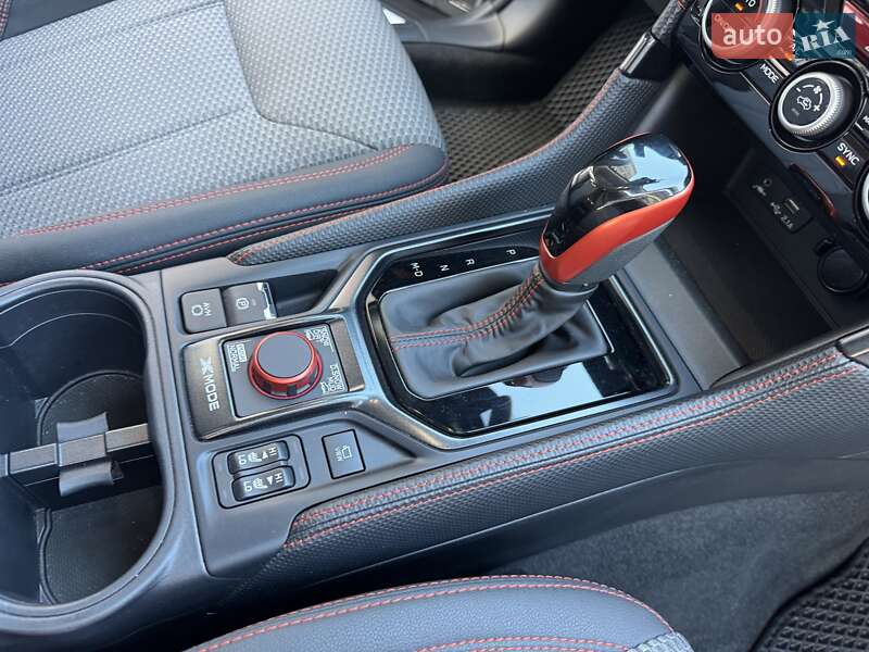 Внедорожник / Кроссовер Subaru Forester 2023 в Киеве