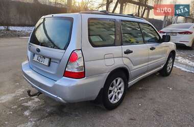 Позашляховик / Кросовер Subaru Forester 2006 в  фото 4 Позашляховик / Кросовер Subaru Forester 2006 в