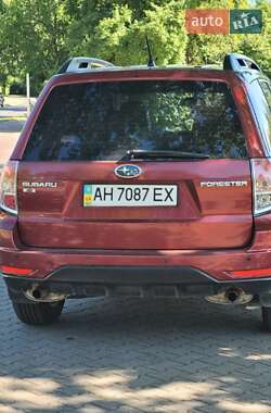 Позашляховик / Кросовер Subaru Forester 2009 в Києві