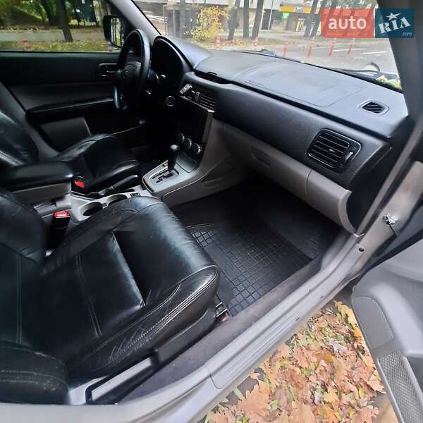 Внедорожник / Кроссовер Subaru Forester 2005 в Киеве