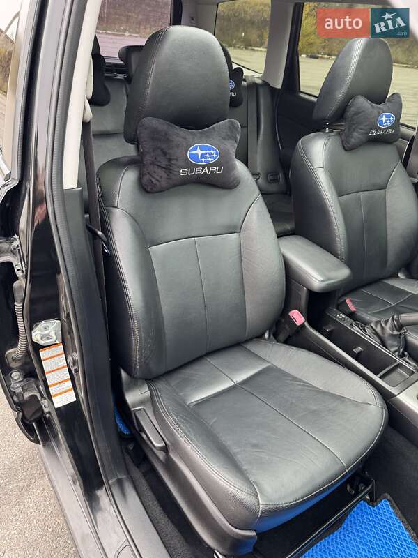 Внедорожник / Кроссовер Subaru Forester 2011 в Харькове