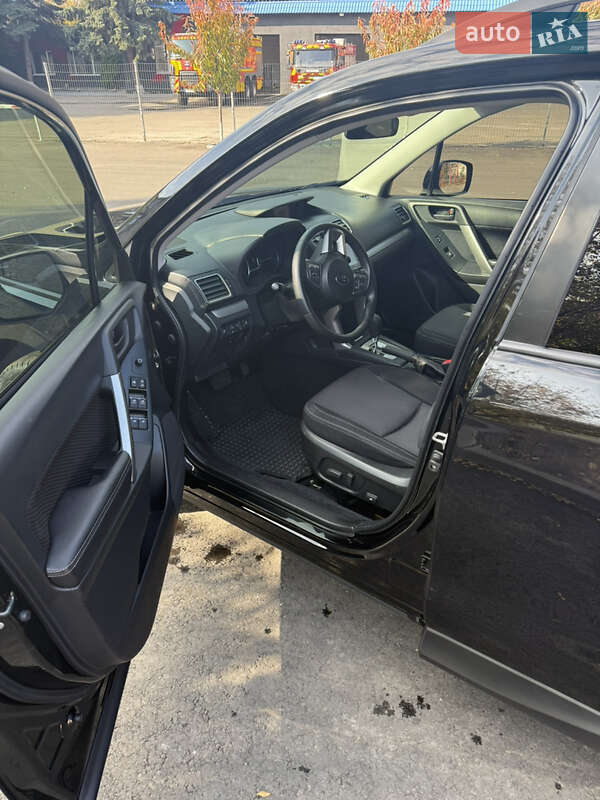 Позашляховик / Кросовер Subaru Forester 2018 в Дніпрі