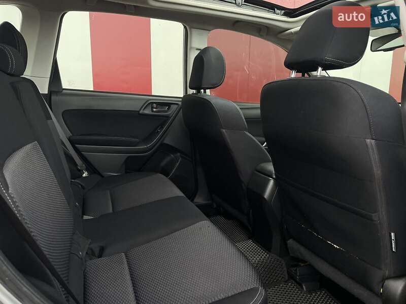 Позашляховик / Кросовер Subaru Forester 2014 в Дніпрі фото 22 Позашляховик / Кросовер Subaru Forester 2014 в Дніпрі