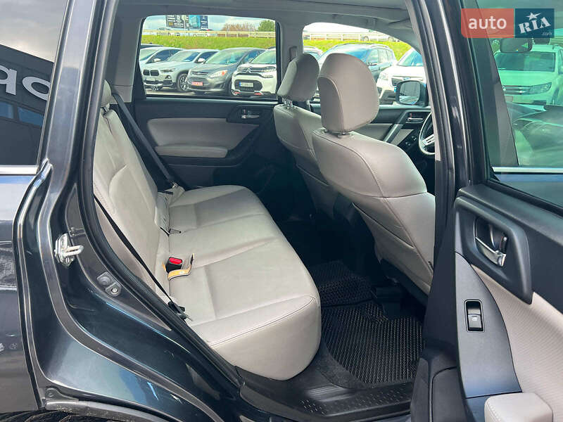 Внедорожник / Кроссовер Subaru Forester 2015 в Львове