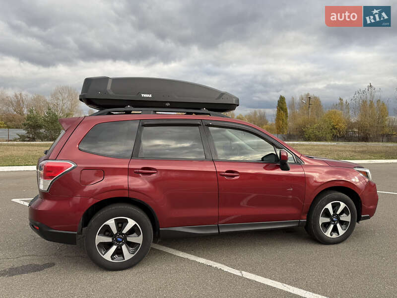 Внедорожник / Кроссовер Subaru Forester 2016 в Киеве