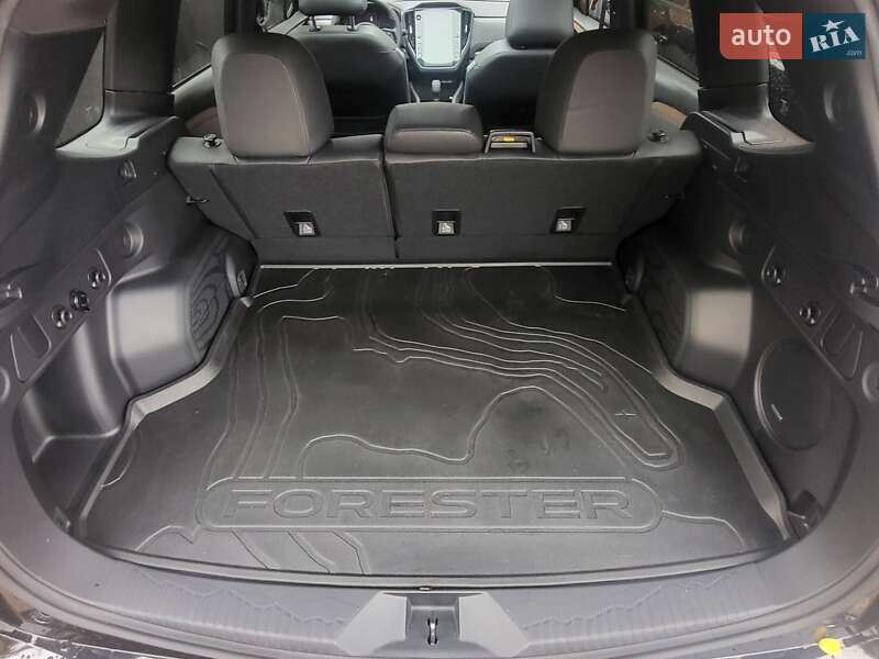 Внедорожник / Кроссовер Subaru Forester 2024 в Харькове