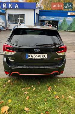 Внедорожник / Кроссовер Subaru Forester 2020 в Львове