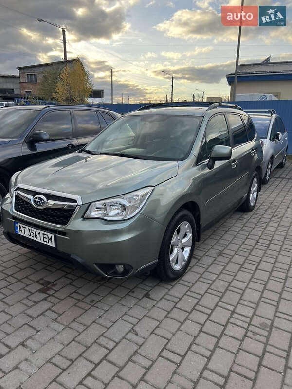 Внедорожник / Кроссовер Subaru Forester 2014 в Ивано-Франковске