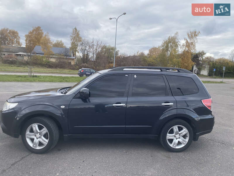 Позашляховик / Кросовер Subaru Forester 2008 в Львові