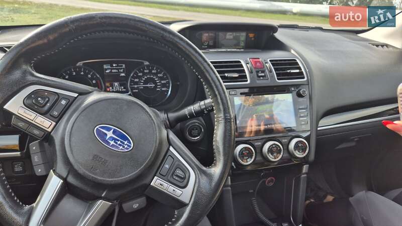 Внедорожник / Кроссовер Subaru Forester 2017 в Нетешине