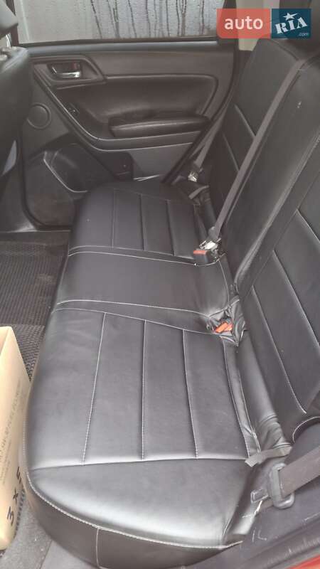 Внедорожник / Кроссовер Subaru Forester 2015 в Ромнах