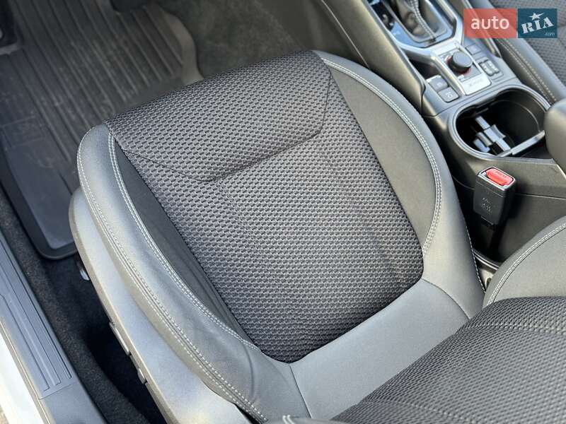 Позашляховик / Кросовер Subaru Forester 2019 в Києві фото 41 Позашляховик / Кросовер Subaru Forester 2019 в Києві