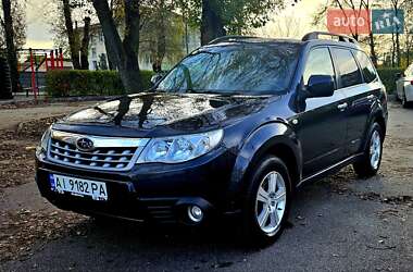 Позашляховик / Кросовер Subaru Forester 2008 в Києві