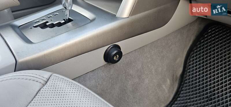 Внедорожник / Кроссовер Subaru Forester 2008 в Киеве