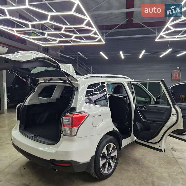 Внедорожник / Кроссовер Subaru Forester 2018 в Харькове