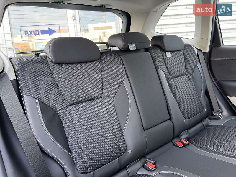 Внедорожник / Кроссовер Subaru Forester 2024 в Киеве