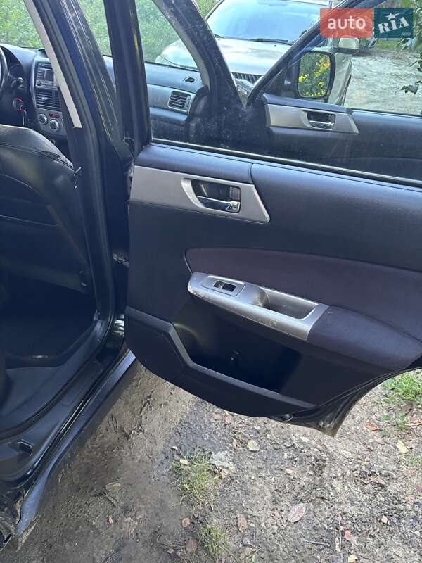 Позашляховик / Кросовер Subaru Forester 2008 в Львові