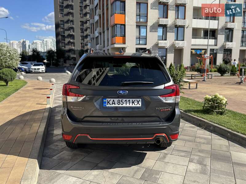 Позашляховик / Кросовер Subaru Forester 2023 в Києві