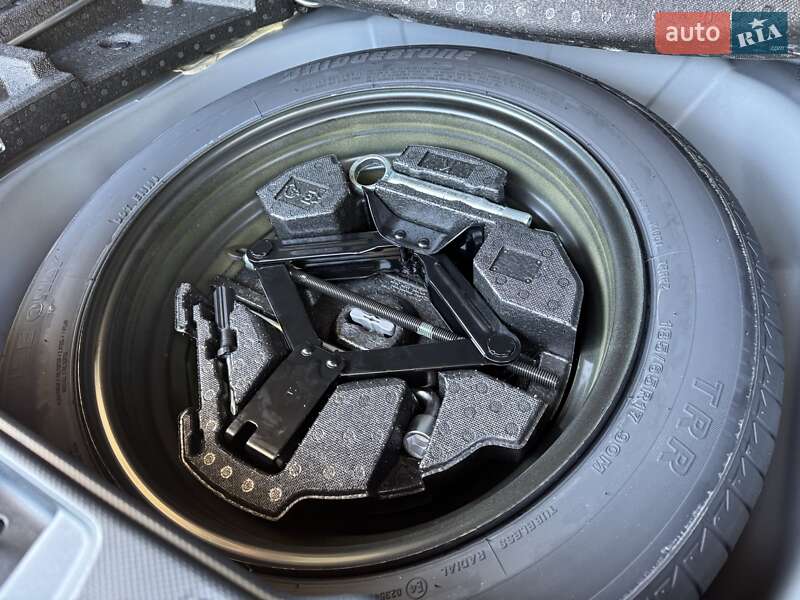 Позашляховик / Кросовер Subaru Forester 2023 в Києві