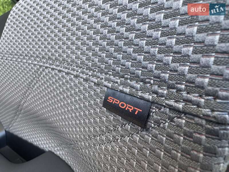 Позашляховик / Кросовер Subaru Forester 2023 в Києві