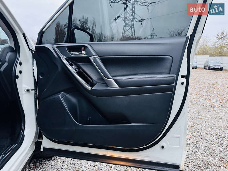 Внедорожник / Кроссовер Subaru Forester 2018 в Харькове