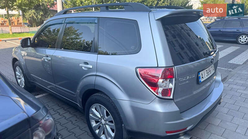 Внедорожник / Кроссовер Subaru Forester 2011 в Киеве