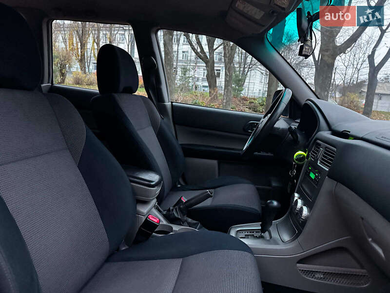 Внедорожник / Кроссовер Subaru Forester 2006 в Киеве