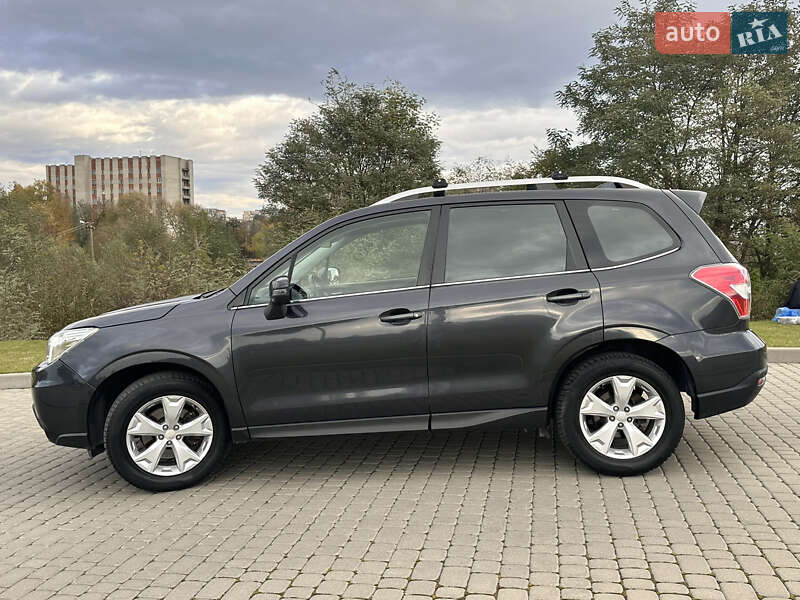 Позашляховик / Кросовер Subaru Forester 2015 в Львові