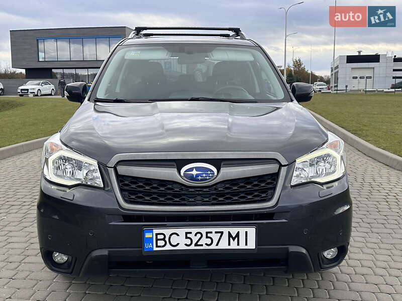 Позашляховик / Кросовер Subaru Forester 2015 в Львові