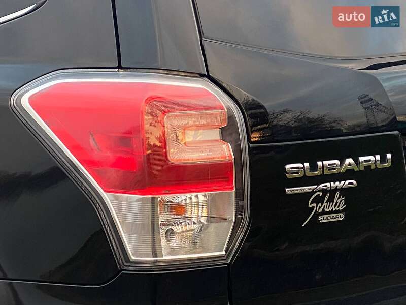 Позашляховик / Кросовер Subaru Forester 2017 в Дніпрі