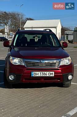 Позашляховик / Кросовер Subaru Forester 2010 в Одесі