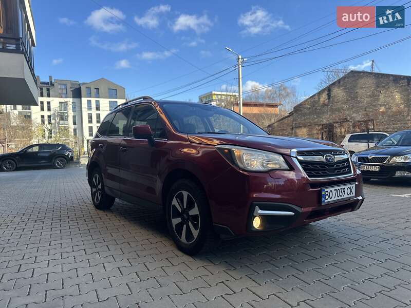 Внедорожник / Кроссовер Subaru Forester 2017 в Тернополе