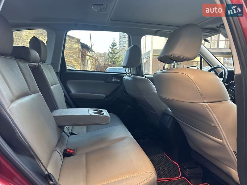 Внедорожник / Кроссовер Subaru Forester 2017 в Тернополе