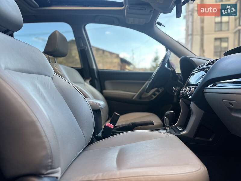 Внедорожник / Кроссовер Subaru Forester 2017 в Тернополе