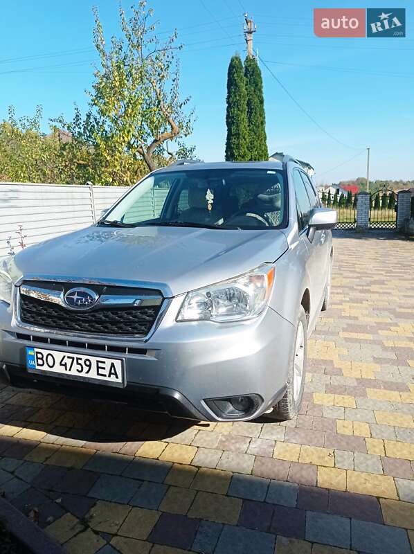 Внедорожник / Кроссовер Subaru Forester 2015 в Тернополе