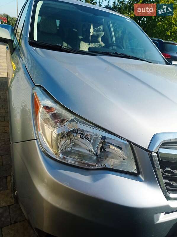 Внедорожник / Кроссовер Subaru Forester 2015 в Тернополе