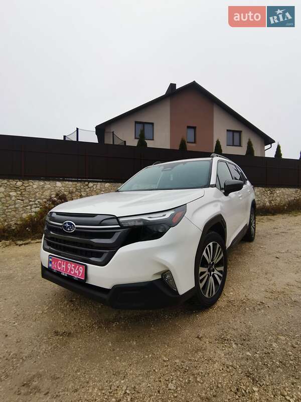 Позашляховик / Кросовер Subaru Forester 2024 в Тернополі