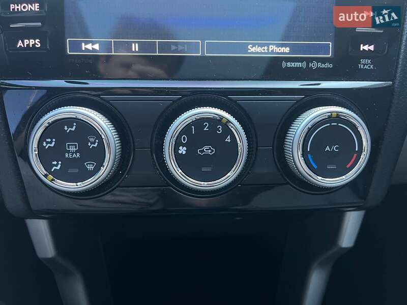 Позашляховик / Кросовер Subaru Forester 2015 в Києві