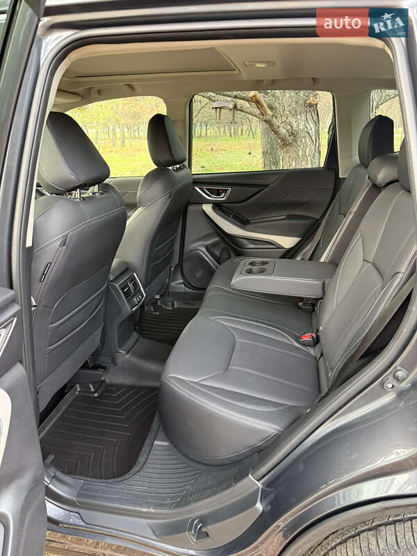 Позашляховик / Кросовер Subaru Forester 2022 в Дніпрі