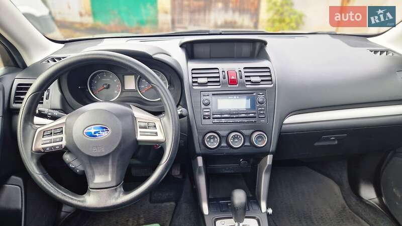 Позашляховик / Кросовер Subaru Forester 2014 в Києві