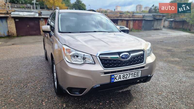 Позашляховик / Кросовер Subaru Forester 2014 в Києві