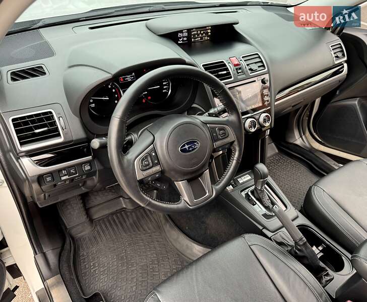 Внедорожник / Кроссовер Subaru Forester 2018 в Киеве